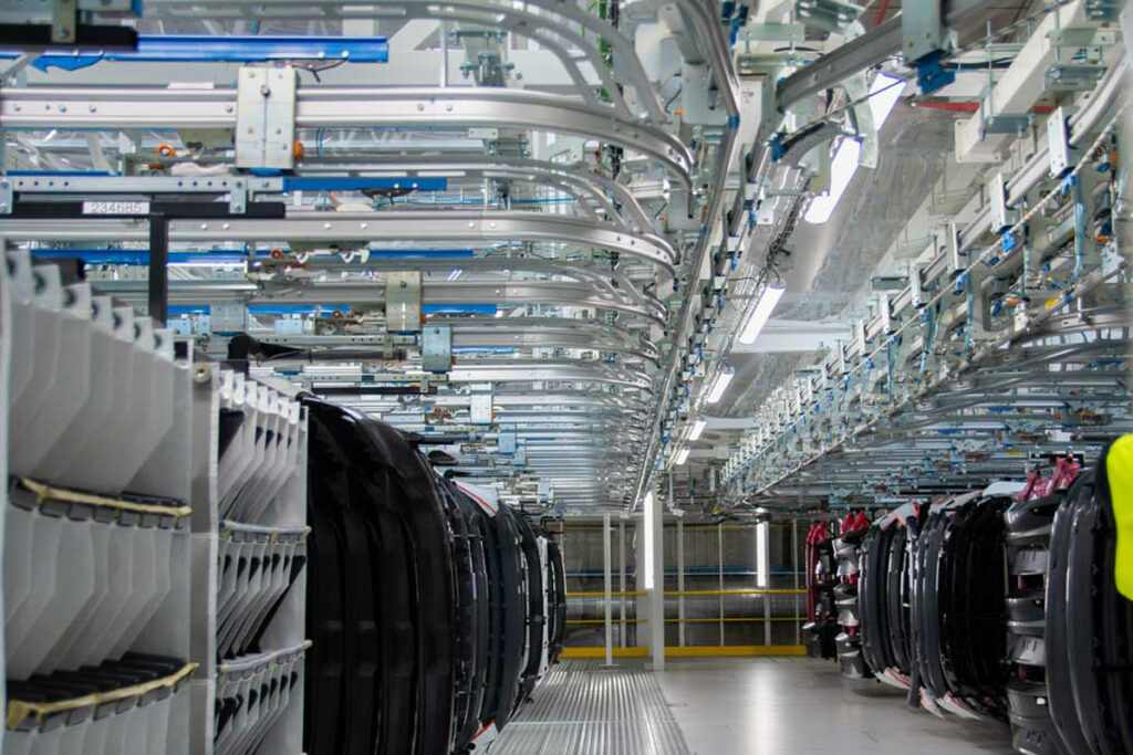Buffer de almacenamiento intermedio en sistema de transporte aéreo