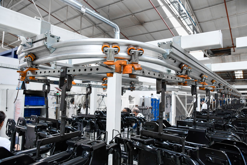 Manual intralogistics buffer for temporary storage and efficient material flow